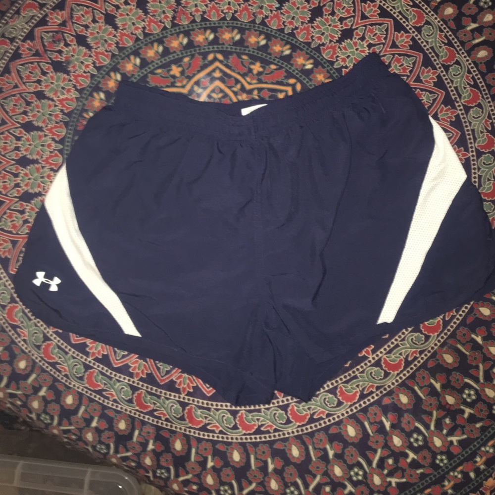 Lightweight running shorts